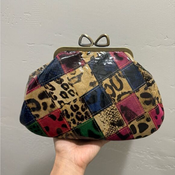 Colorful Handmade Cowhide Bowknot Kisslock Clutch/Crossbody with 2 Chain Styles - Picture 4 of 16